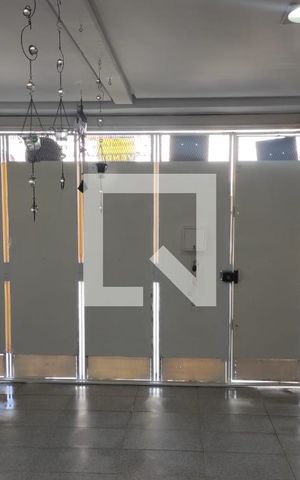 Casa à venda com 201m², 4 quartos e 2 vagasGaragem