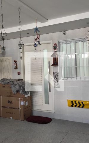 Casa à venda com 201m², 4 quartos e 2 vagasGaragem
