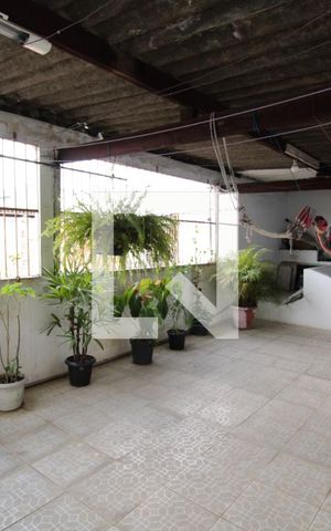 Casa à venda com 100m², 4 quartos e sem vagaÁrea de Serviço
