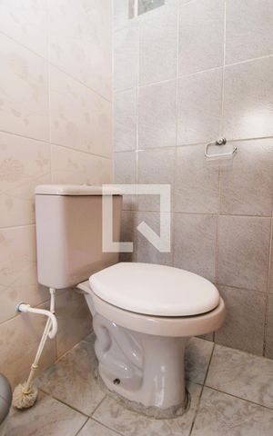 Casa à venda com 100m², 4 quartos e sem vagaBanheiro da Suíte