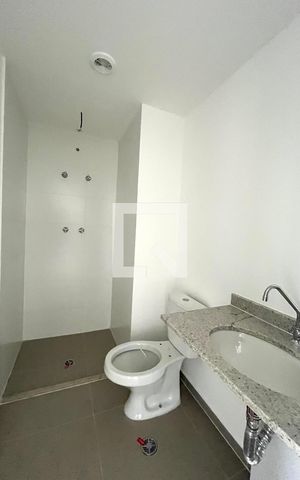 Apartamento para alugar com 34m², 1 quarto e 1 vaga Apartamento para alugar com 34m², 1 quarto e 1 vagaBanheiro