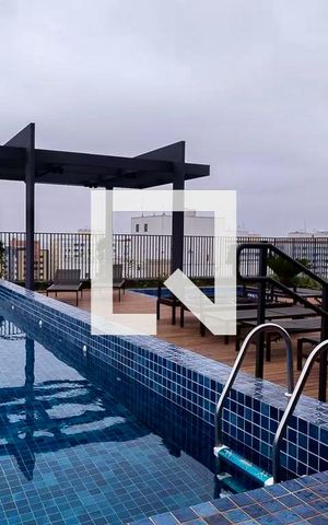 Apartamento para alugar com 34m², 1 quarto e 1 vaga Apartamento para alugar com 34m², 1 quarto e 1 vagaÁrea comum - Piscina