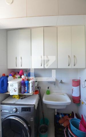 Apartamento à venda com 78m², 3 quartos e 1 vagaÁrea de Serviço