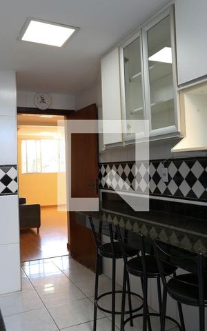 Apartamento à venda com 170m², 4 quartos e 2 vagas Apartamento à venda com 170m², 4 quartos e 2 vagasCozinha