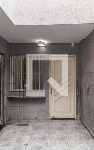 Casa à venda com 70m², 2 quartos e 2 vagas Casa à venda com 70m², 2 quartos e 2 vagasLavanderia