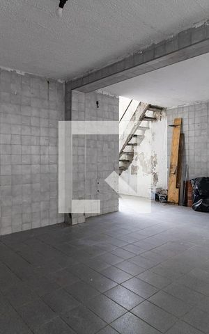 Casa à venda com 70m², 2 quartos e 2 vagas Casa à venda com 70m², 2 quartos e 2 vagasGaragem