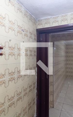 Casa à venda com 70m², 2 quartos e 2 vagas Casa à venda com 70m², 2 quartos e 2 vagasBanheiro Social