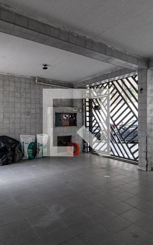 Casa à venda com 70m², 2 quartos e 2 vagas Casa à venda com 70m², 2 quartos e 2 vagasGaragem