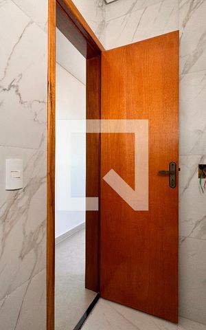 Apartamento à venda com 86m², 2 quartos e 1 vaga Apartamento à venda com 86m², 2 quartos e 1 vagaBanheiro