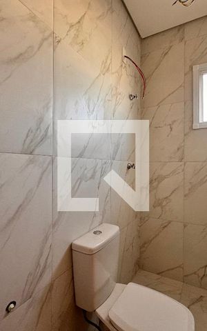 Apartamento à venda com 86m², 2 quartos e 1 vaga Apartamento à venda com 86m², 2 quartos e 1 vagaBanheiro da Suíte