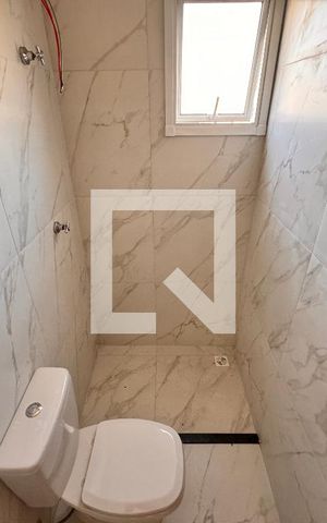 Apartamento à venda com 86m², 2 quartos e 1 vaga Apartamento à venda com 86m², 2 quartos e 1 vagaBanheiro da Suíte
