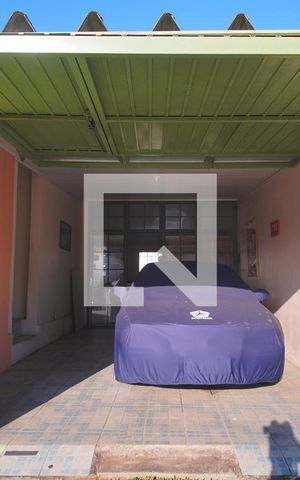 Casa para alugar com 190m², 3 quartos e 2 vagas Casa para alugar com 190m², 3 quartos e 2 vagasGaragem