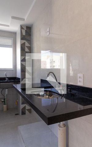 Apartamento à venda com 38m², 2 quartos e sem vagaCozinha e Área de Serviço