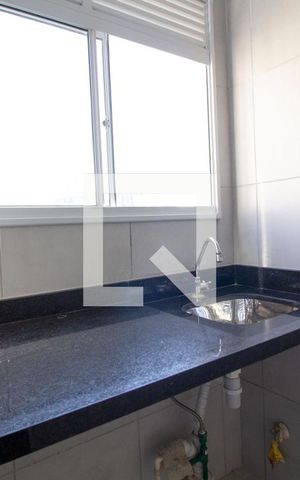 Apartamento à venda com 38m², 2 quartos e sem vagaCozinha e Área de Serviço