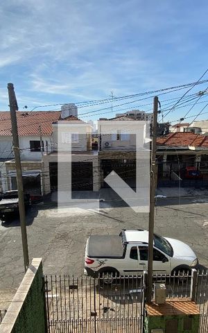 Casa à venda com 230m², 6 quartos e 4 vagas Casa à venda com 230m², 6 quartos e 4 vagasVista Quarto 1