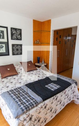 Apartamento para alugar com 158m², 3 quartos e 2 vagas Apartamento para alugar com 158m², 3 quartos e 2 vagasSuíte Master