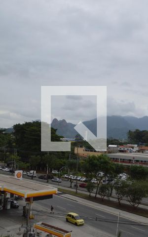 Apartamento à venda com 70m², 2 quartos e 2 vagas Apartamento à venda com 70m², 2 quartos e 2 vagasVista da Área de Serviço