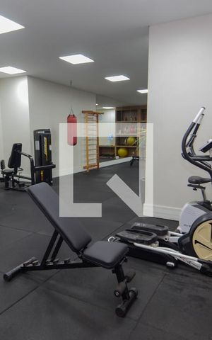 Apartamento à venda com 83m², 2 quartos e 1 vaga Apartamento à venda com 83m², 2 quartos e 1 vagaAcademia