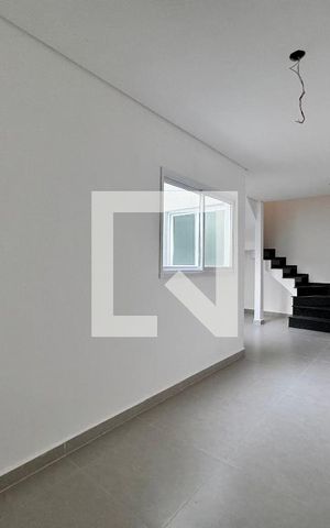 Apartamento à venda com 92m², 2 quartos e 1 vaga Apartamento à venda com 92m², 2 quartos e 1 vagaSala