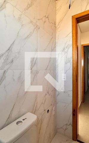 Apartamento à venda com 92m², 2 quartos e 1 vaga Apartamento à venda com 92m², 2 quartos e 1 vagaBanheiro da Suíte