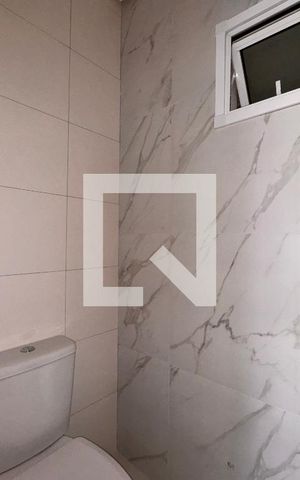 Apartamento à venda com 92m², 2 quartos e 1 vaga Apartamento à venda com 92m², 2 quartos e 1 vagaBanheiro de serviço