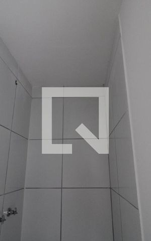 Apartamento para alugar com 36m², 2 quartos e sem vagaBanheiro - Área do chuveiro