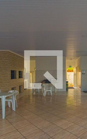Apartamento à venda com 42m², 2 quartos e 1 vaga Apartamento à venda com 42m², 2 quartos e 1 vagaÁrea comum - Salão de festas