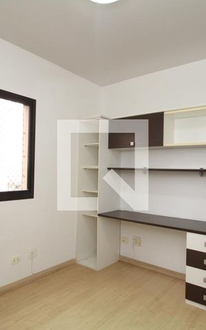 Apartamento à venda com 150m², 5 quartos e 4 vagasQuarto 1