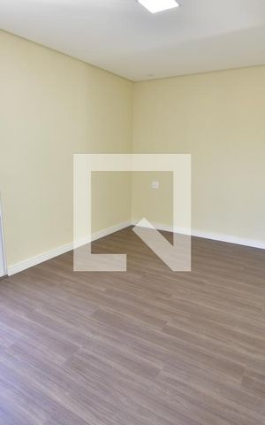 Casa à venda com 350m², 4 quartos e 6 vagasQuarto 2 - Suíte