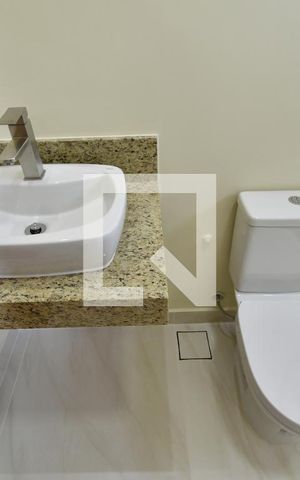 Casa à venda com 350m², 4 quartos e 6 vagasBanheiro Suíte 3