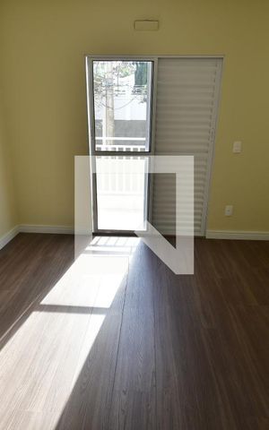 Casa à venda com 350m², 4 quartos e 6 vagasQuarto 4 - Suíte