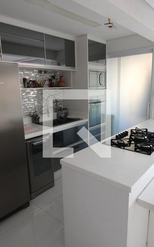 Apartamento à venda com 88m², 3 quartos e 2 vagasSala / Cozinha