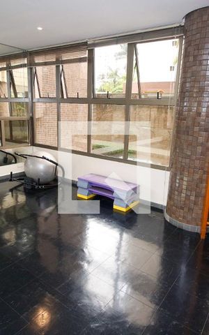 Apartamento à venda com 340m², 5 quartos e 4 vagasÁrea comum - Academia