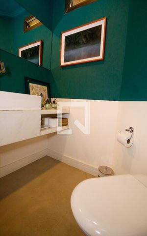 Apartamento à venda com 340m², 5 quartos e 4 vagasLavabo