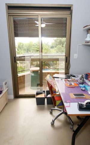 Apartamento à venda com 340m², 5 quartos e 4 vagasSuíte 3