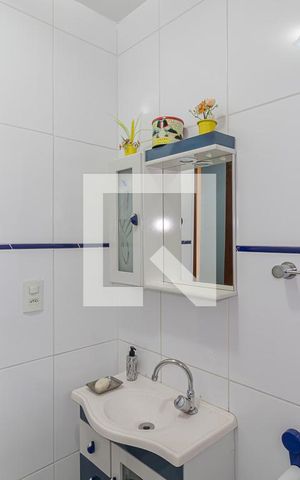 Casa à venda com 150m², 3 quartos e 2 vagas Casa à venda com 150m², 3 quartos e 2 vagasLavabo