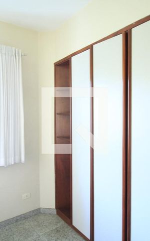 Apartamento à venda com 227m², 4 quartos e 4 vagasQuarto de Serviço