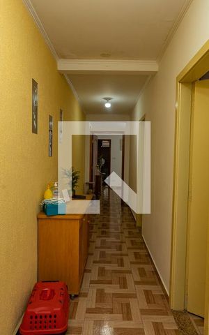 Casa à venda com 200m², 4 quartos e 2 vagasCasa 2 - entrada