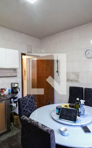 Casa à venda com 297m², 4 quartos e 3 vagas Casa à venda com 297m², 4 quartos e 3 vagasCozinha 1