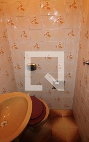 Casa para alugar com 190m², 4 quartos e 3 vagasBanheiro 2
