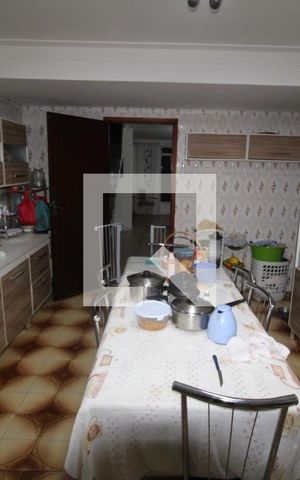 Casa para alugar com 190m², 4 quartos e 3 vagasCozinha