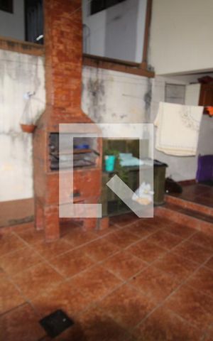 Casa para alugar com 190m², 4 quartos e 3 vagasÁrea de Serviço