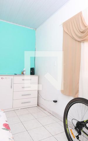 Casa à venda com 370m², 5 quartos e 1 vagaQuarto 2 Casa 1