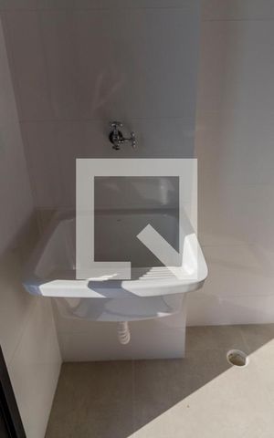 Apartamento à venda com 47m², 2 quartos e 1 vaga Apartamento à venda com 47m², 2 quartos e 1 vagaÁrea de serviço