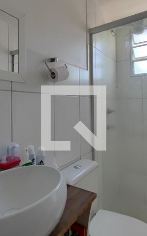 Apartamento à venda com 52m², 2 quartos e 1 vaga Apartamento à venda com 52m², 2 quartos e 1 vagaBanheiro