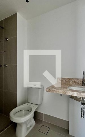 Apartamento à venda com 136m², 4 quartos e 2 vagas Apartamento à venda com 136m², 4 quartos e 2 vagasBanheiro Social