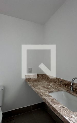 Apartamento à venda com 136m², 4 quartos e 2 vagas Apartamento à venda com 136m², 4 quartos e 2 vagasBanheiro Suíte 1