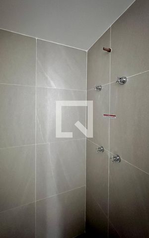 Apartamento à venda com 136m², 4 quartos e 2 vagas Apartamento à venda com 136m², 4 quartos e 2 vagasBanheiro Social