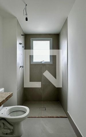 Apartamento à venda com 136m², 4 quartos e 2 vagas Apartamento à venda com 136m², 4 quartos e 2 vagasBanheiro Suíte 2