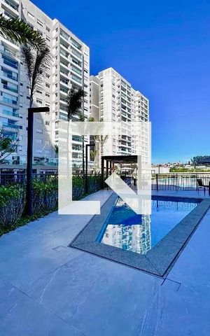 Apartamento à venda com 136m², 4 quartos e 2 vagas Apartamento à venda com 136m², 4 quartos e 2 vagasPiscina